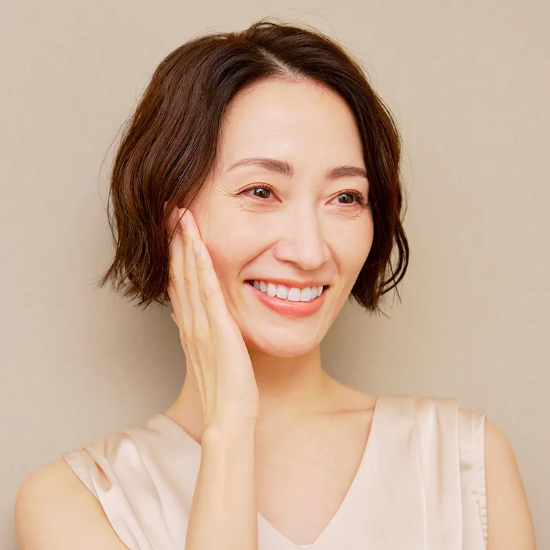 シワを気にする女性